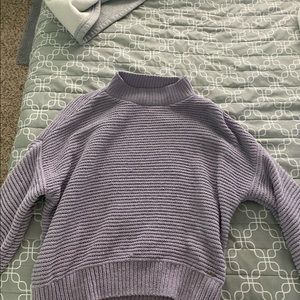 The brand is Hollister, size small, and very cute lavender color.